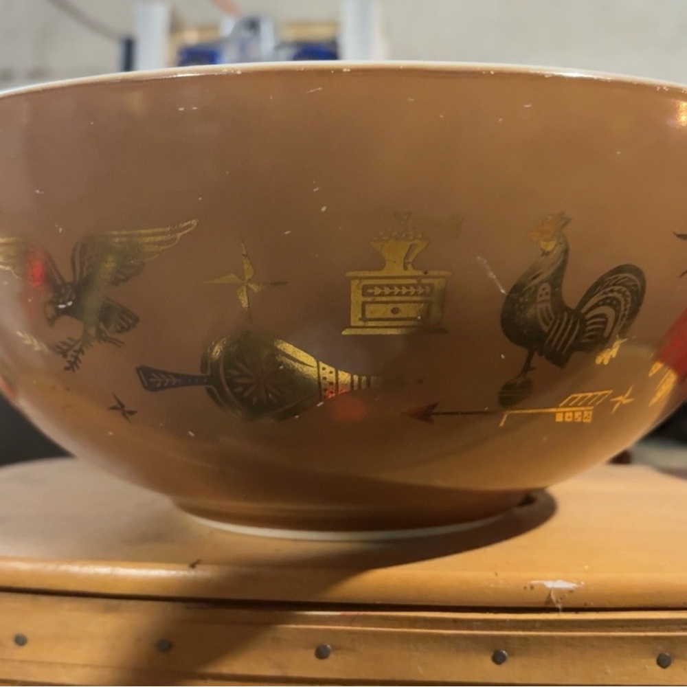 Pyrex Early American Cinderella Mixing Bowl